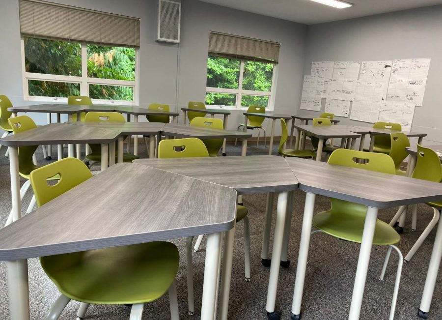 Room 201, which hosts World History, Health, and Modern Middle East class, contains brand new furniture that allows for easy reconfiguration and collaborative work setups.