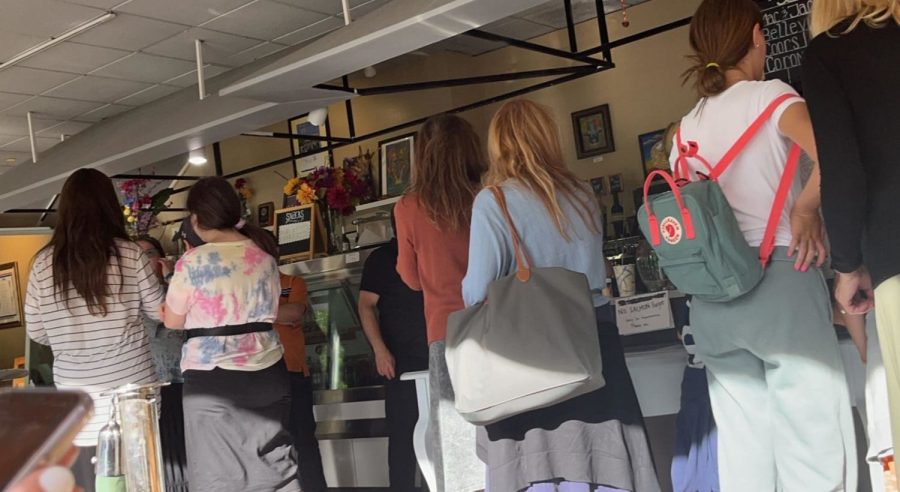 A kosher cruise causes chaos at Island Crust